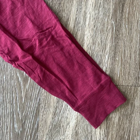 Men’s Banana Republic Long Sleeve Tee - Picture 3 of 6